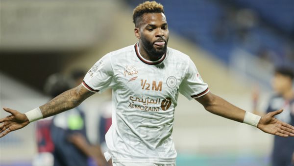 متي يصل الجابوني ارون .. إلى القاهرة