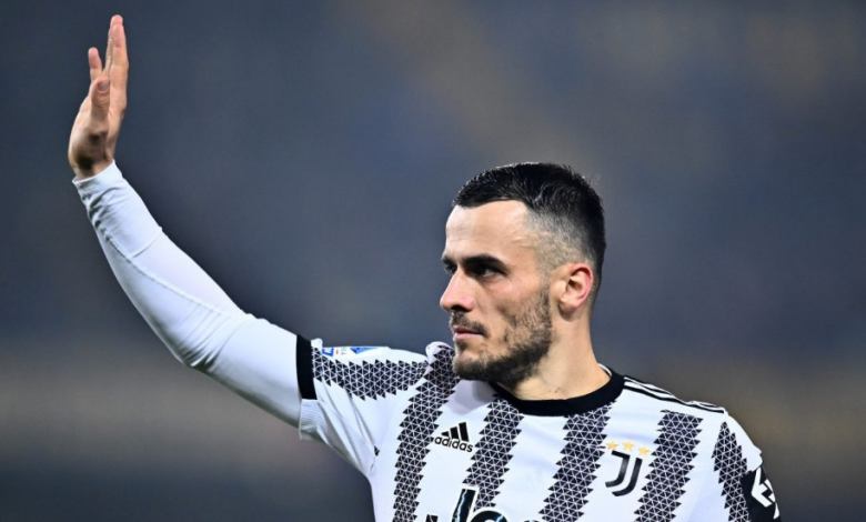 اخبار عن انتقال كوستيتش إلى جلطة سراي من يوفنتوس