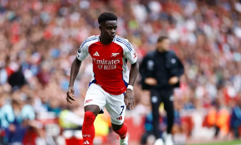 بعد تمريرته الحاسمة أمام برايتون.. ساكا يعادل إنجاز هنري مع الأرسنال