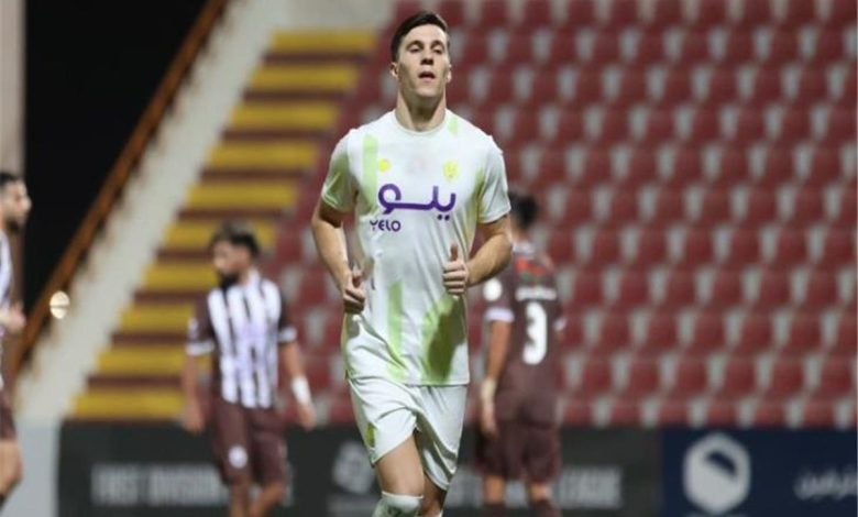 الزمالك يقترب من ضم البولندي كونراد ميشالاك بعد وصوله إلى القاهرة