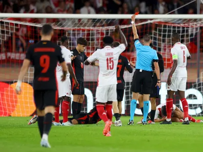 غارسيا يسجّل أسرع حالة طرد لبرشلونة في دوري أبطال أوروبا