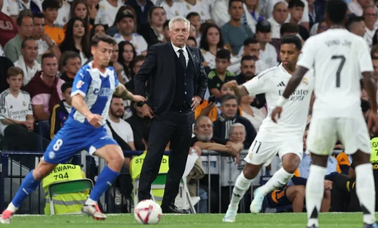 أنشيلوتي يدعو لاعبي ريال مدريد للتكيف مع قواعد التحكيم الجديدة