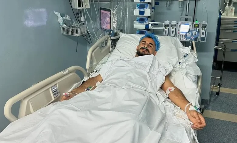 أيمن حسين يطمئن الجماهير بعد إصابته في مباراة العراق وعمان