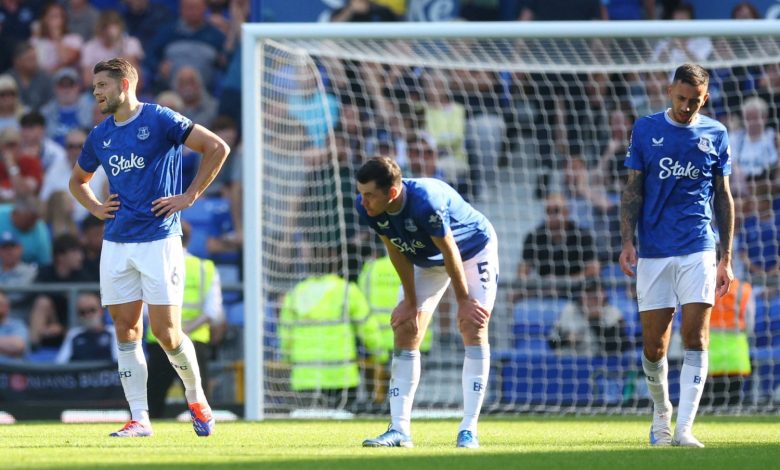 إيفرتون والرحلة من قمة المجد إلى تحديات البقاء