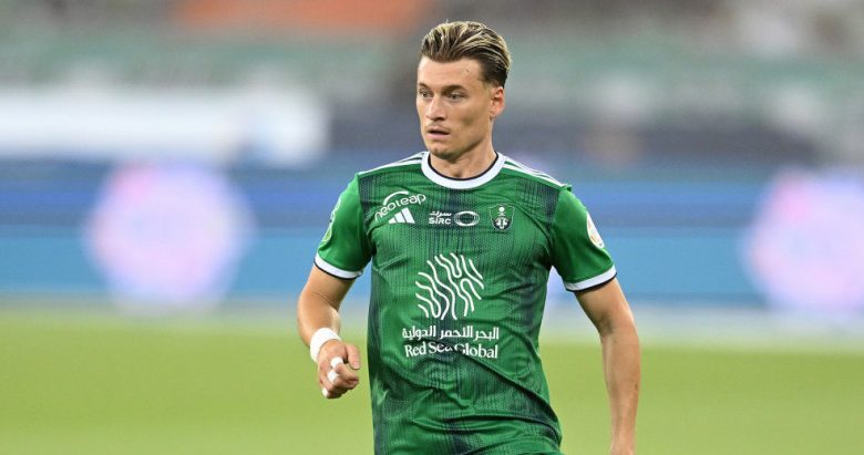 الأهلي السعودي يستبعد إزجان أليوسكي من قائمة دوري أبطال آسيا