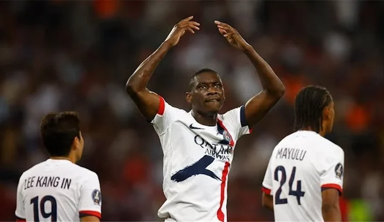 باريس سان جيرمان يتصدر ترتيب الدوري الفرنسي بعد الجولة الثالثة