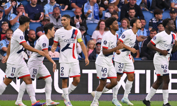 باريس سان جيرمان يهزم ليل بثلاثية ويعزز موقعه في صدارة الدوري الفرنسي