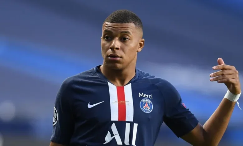 باريس يضيع فرصة تاريخية.. ليفربول قدم عرضاً بقيمة 200 مليون يورو لمبابي في 2022