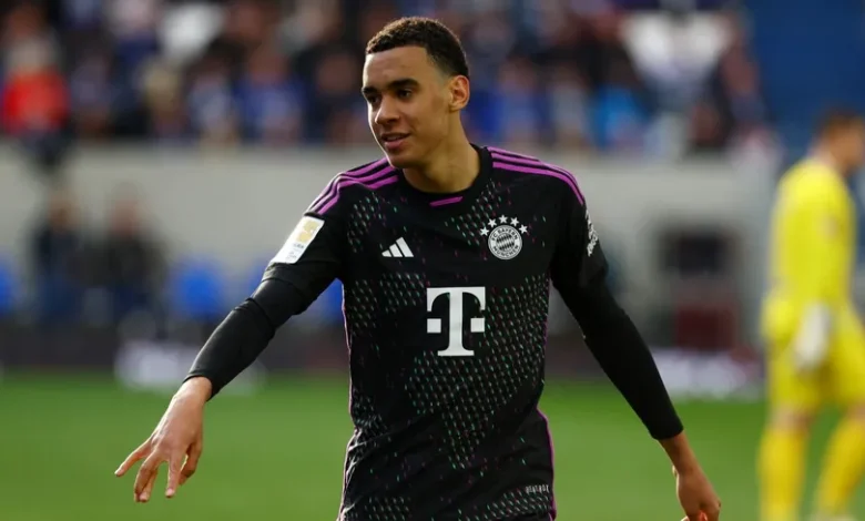 بايرن ميونيخ يسعى لتجديد عقد موسيالا وسط اهتمام الأندية الأوروبية
