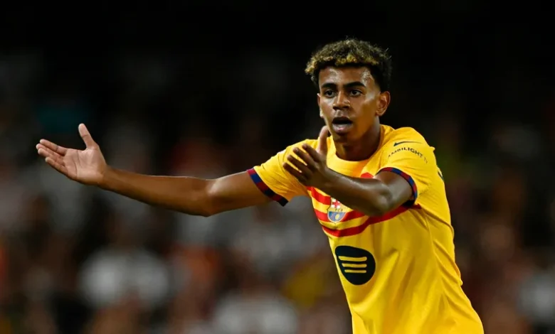 برشلونة يؤمّن يامال بعد حادثة طعن والده