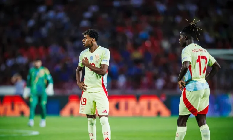 برشلونة يخطط لمحاولة جديدة لضم ويليامز في يونيو 2025