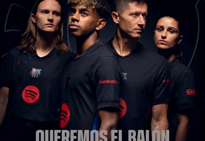 برشلونة يكشف عن الطاقم الثاني للموسم 2024-2025 باللون الأسود