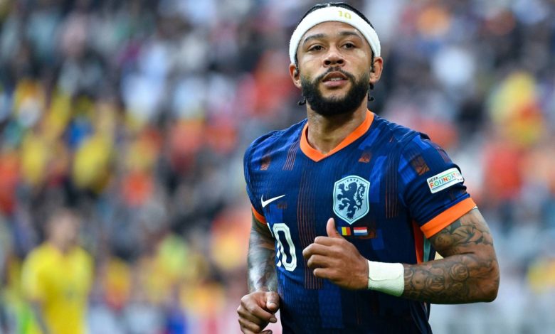 بروبي وزيركزي يخففان قلق هولندا بشأن غياب ديباي