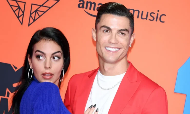 جورجينا رودريجيز ترد على المنتقدين بأسلوبها الخاص