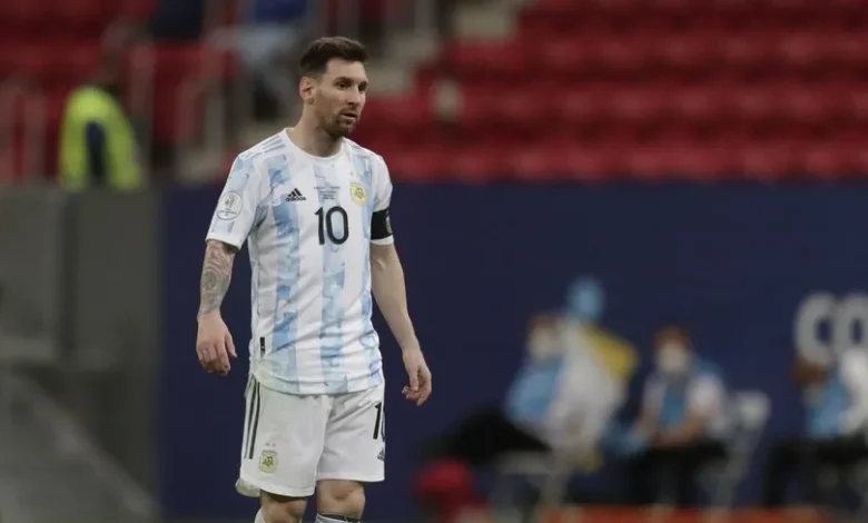 حكم تشيلي يعترف بمجاملة ميسي في كوبا أميركا 2007