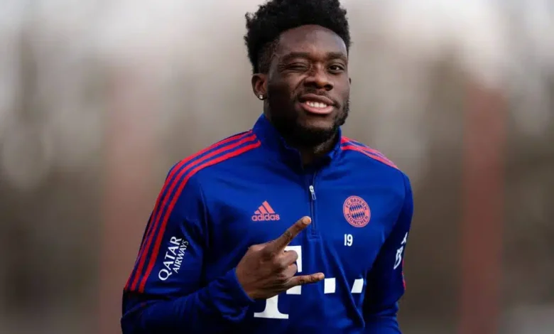 ديفيز يتحدث عن مستقبله مع بايرن ميونخ