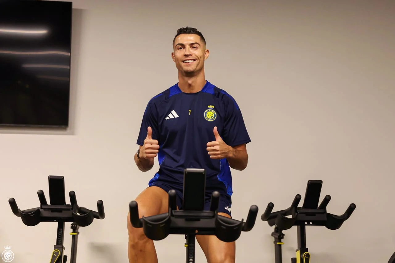 رونالدو يعود للتدريبات استعدادًا للكلاسيكو السعودي