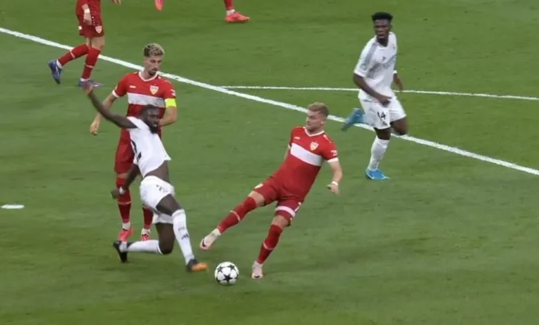 ريال مدريد يواجه صعوبات أمام شتوتغارت ويشاهد قراراً جدلياً في الشوط الأول