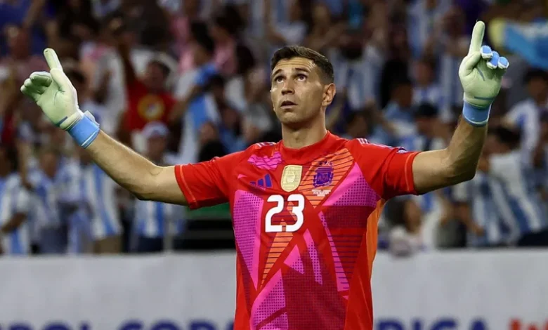 “فرانس فوتبول” تعلن قائمة المرشحين لجائزة “ياشين” لأفضل حارس مرمى في 2024