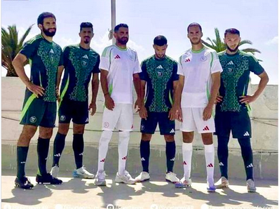 قميص المنتخب الجزائر الجديد يثير جدلًا بين جماهير الخضر