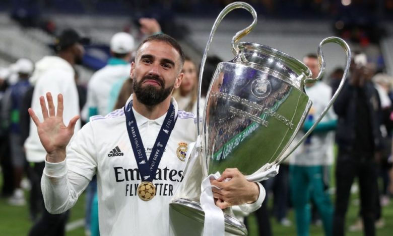 كارفاخال يعبّر عن رغبتِه في تجديد عقده مع ريال مدريد