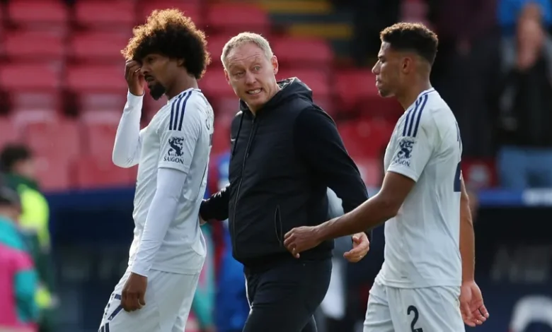 كوبر يتهم لجنة الحكام بـ”صور كاذبة” بعد مواجهة كريستال بالاس