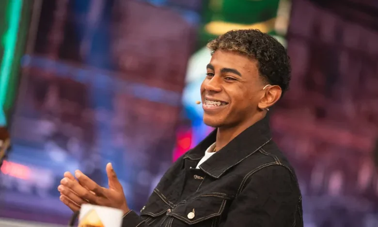 شاهد.. لامين يامال يعبر عن طموحه في برشلونة ويستبعد فوزه بالكرة الذهبية