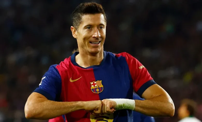 ليفاندوفسكي يواصل التألق ويسجل ضد خيتافي