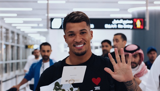 ليوناردو يصل الرياض استعدادًا لبدء مسيرته مع الهلال