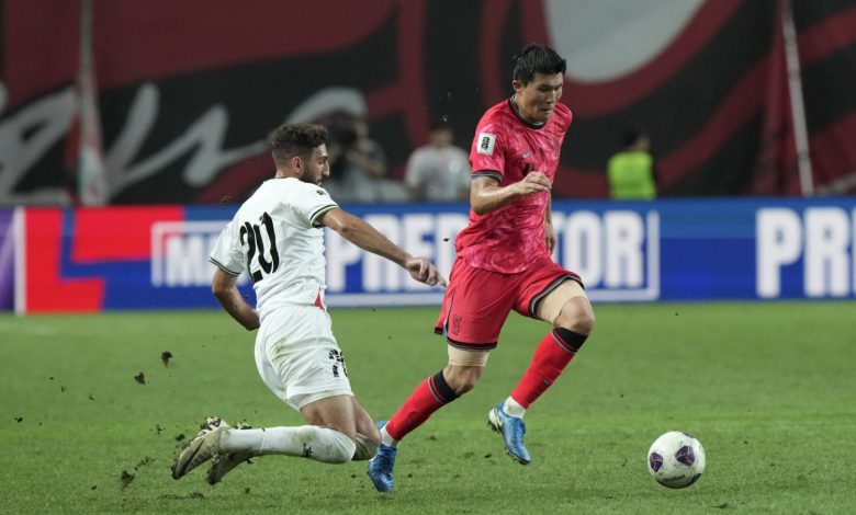 مدافع بايرن ميونيخ يعتذر بعد مشادة مع الجمهور عقب تعادل كوريا الجنوبية مع فلسطين