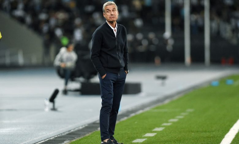 مستقبل كاسترو يبقى مجهولاً مع استمرار أداء النصر السيئ