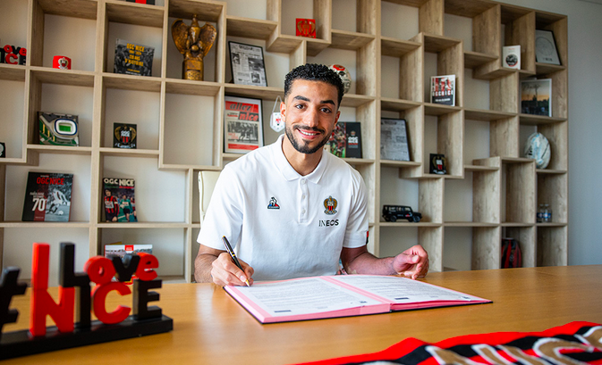 نيس الفرنسي يكشف عن موعد تقديم لاعبه الجديد محمد عبد المنعم