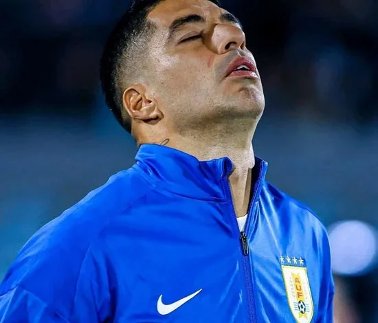 وداعًا سواريز.. النجم الأوروجوياني يختتم مسيرته الدولية بتعادل مع باراجواي