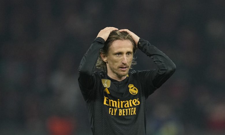 مثل شخصية الجوكر.. مودريتش يظهر الجانب المرح من الأبوة مع ابنته