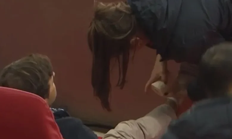 إصابة مدرب تولوز أثناء الأحتفال بهدف فريقه أمام ليل