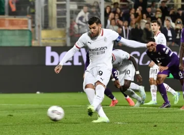 إيقاف ثيو هيرنانديز بسبب تصرفاته ضد الحكم