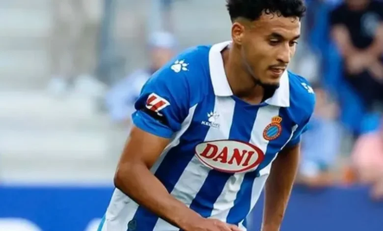 الهلالي يكشف عن رفضه الانتقال إلى برشلونة