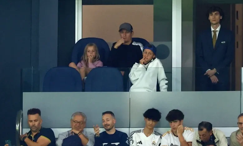 توني كروس يعود إلى “سانتياغو برنابيو” وسط تصفيق حار