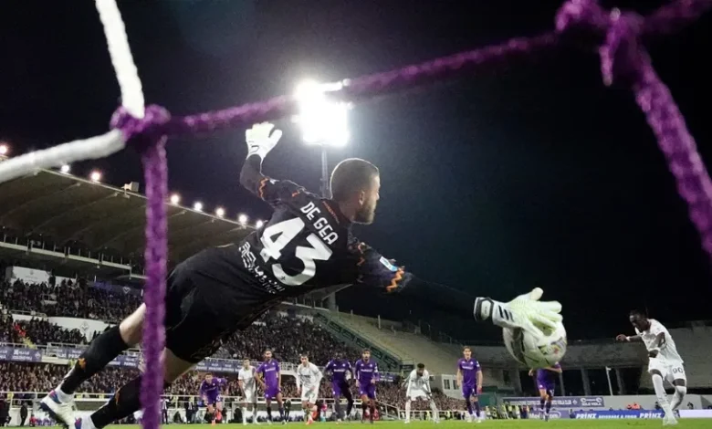 دي خيا يتألق مع فيورنتينا وينقذ فريقه من هزيمة أمام ميلان