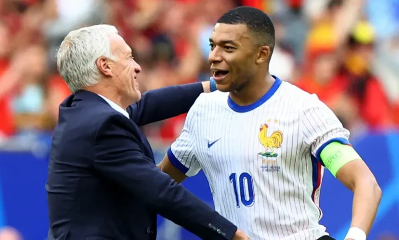 ديشان يوضح قرار استبعاد مبابي من المنتخب