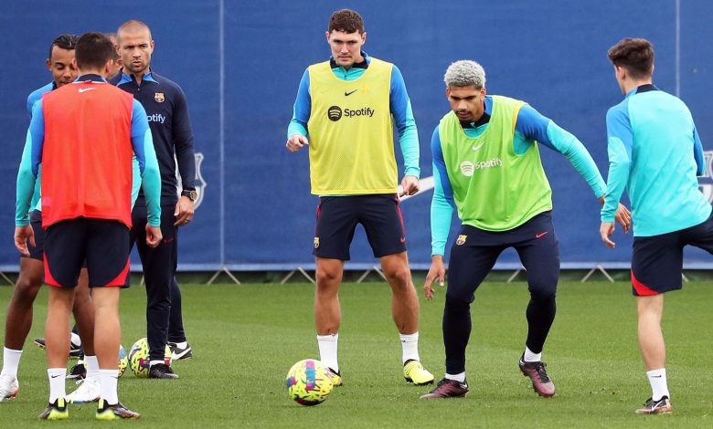 رونالد أراوخو وآمال في العودة إلى برشلونة