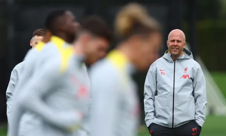 سلوت: تصدر الدوري لن يشتّت انتباه ليفربول